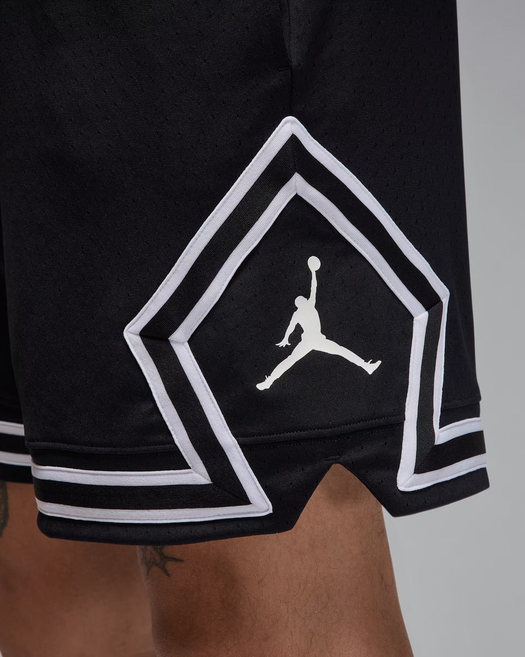 Jordan Diamond Black