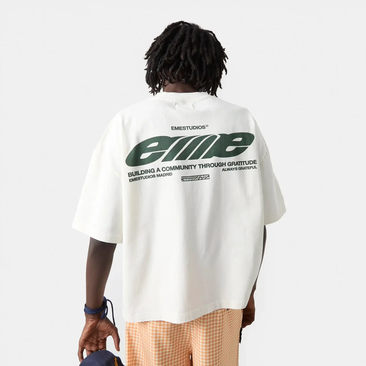 Remera Oversized Eme Studios “DNA Off Sand”