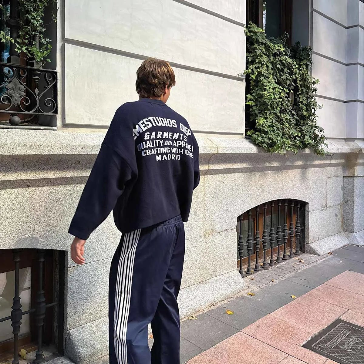 Suéter Knit Departament Navy EmeStudios