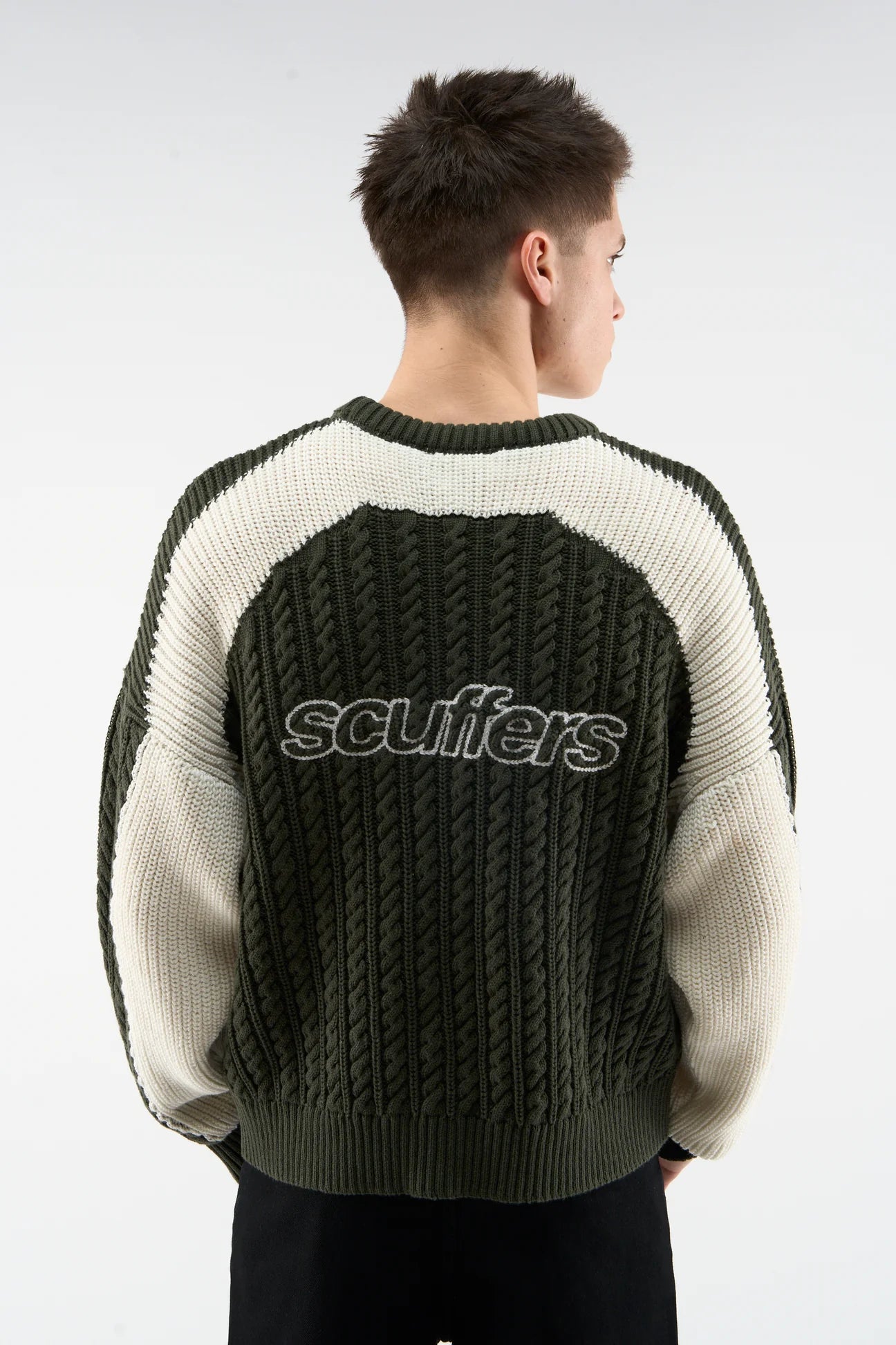 Suéter Verde Scuffers “Essex Green Knit”