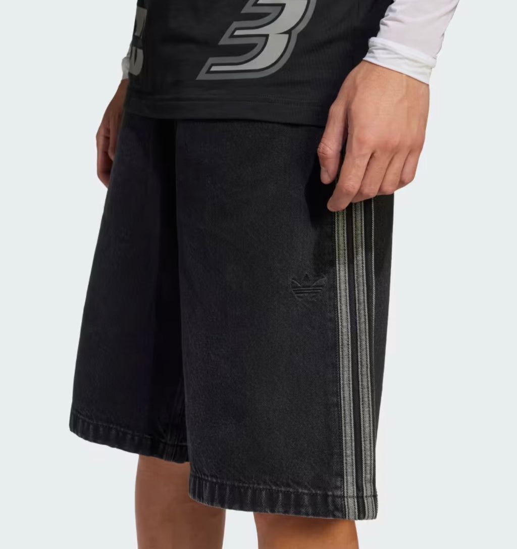 Adicolor Firebird — Denim Shorts Black