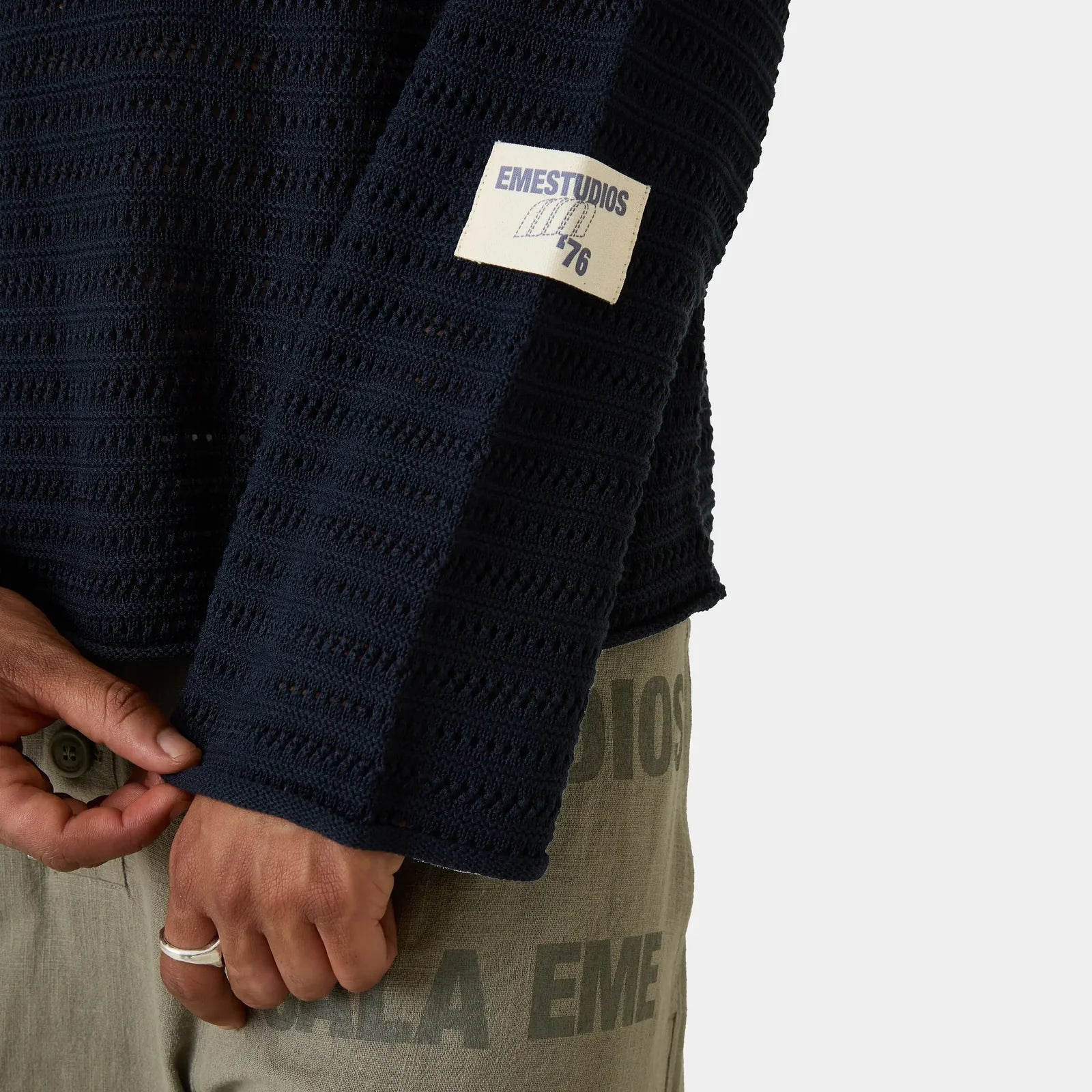 Suéter ligero Eme Studios Katia Navy