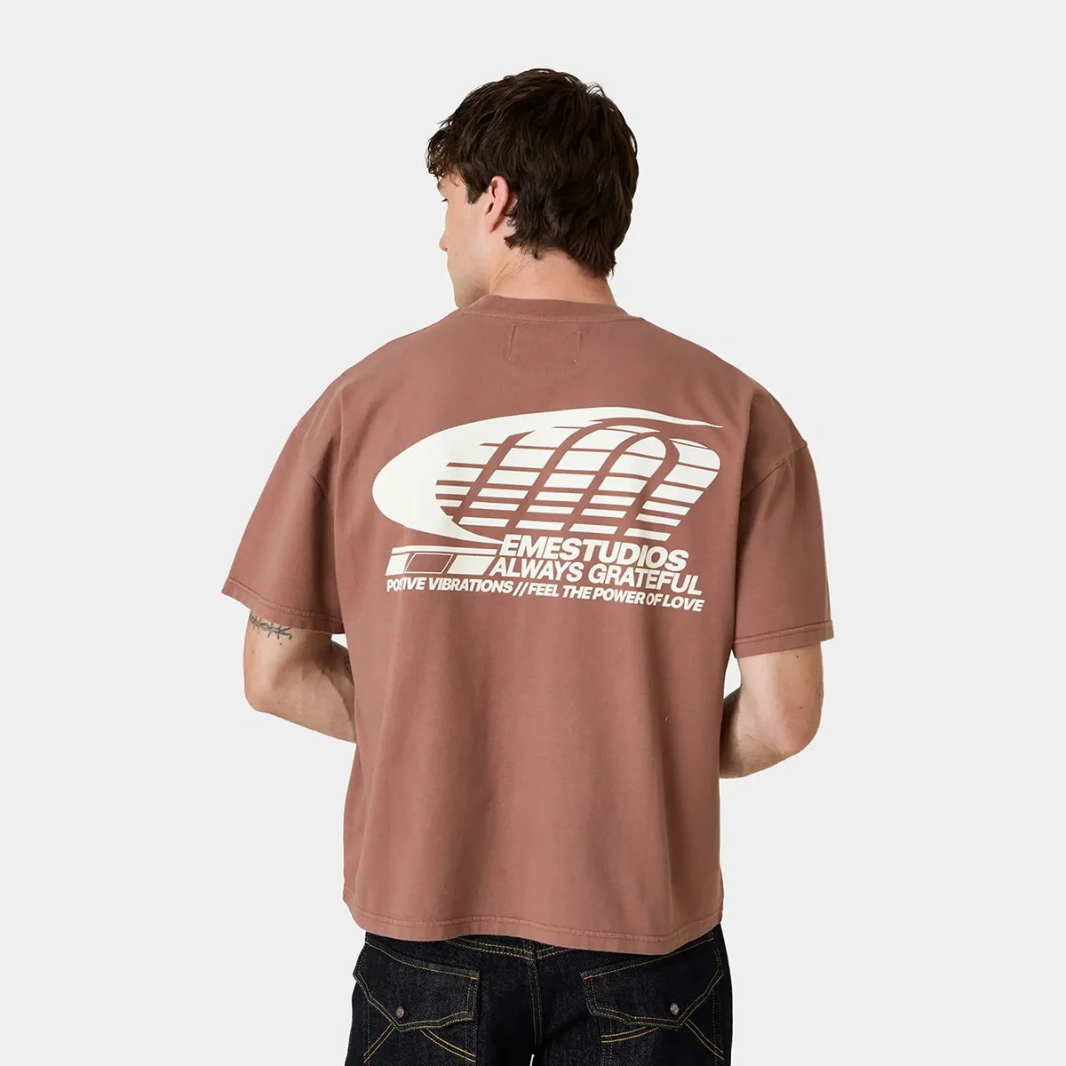 Remera Eme Studios Trevor Brown
