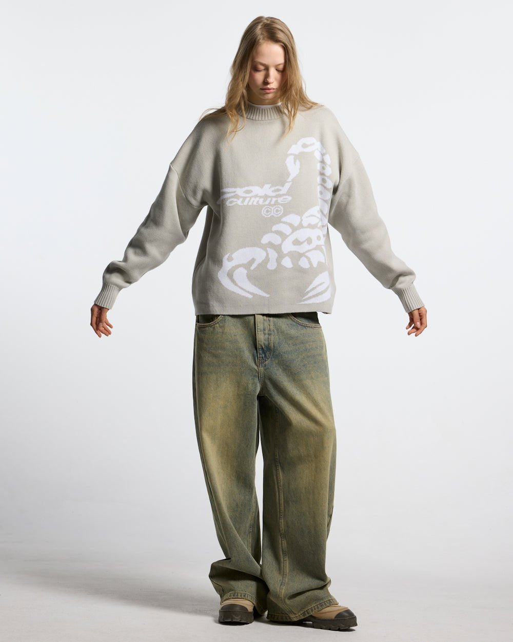 Suéter ColdCulture Poison Cool Grey